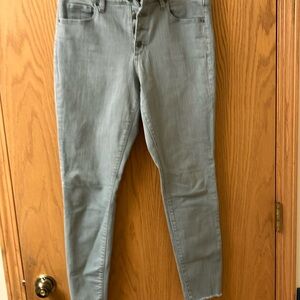 Universal thread jeans, size 10/30 regular.
